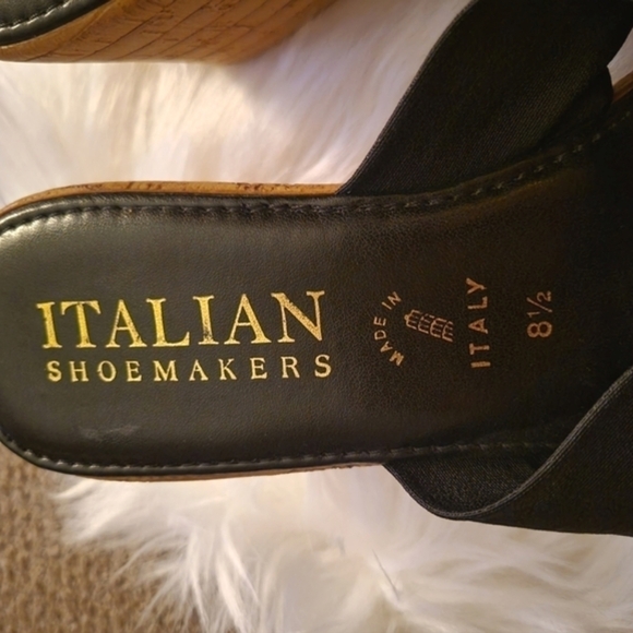 Italian Shoemakers Women's 8.5 Cork Wedged Black Bow Sandals Made in Italy - Picture 5 of 6